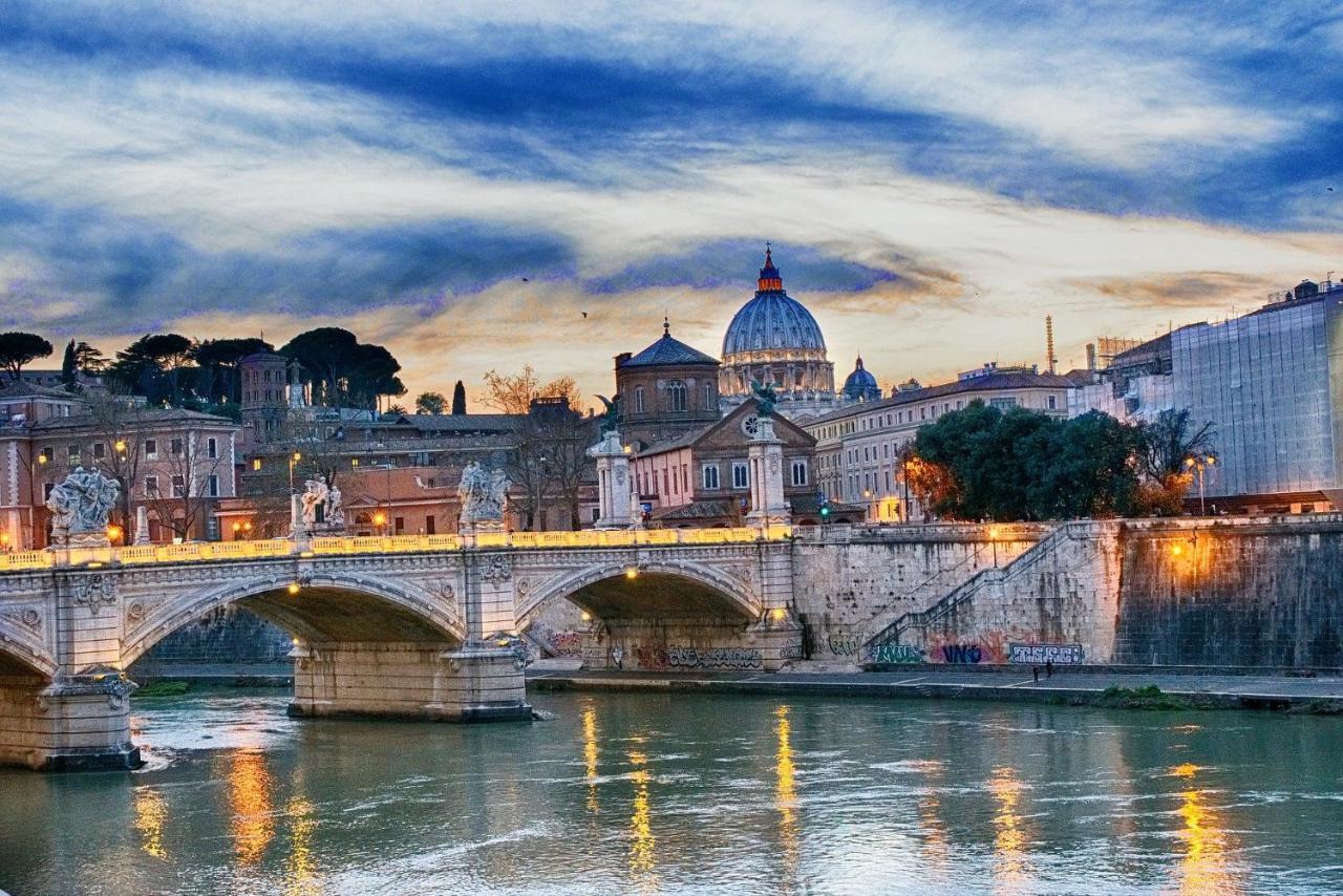 S.Pietro-Trastevere Loft Silenzioso Nel Cuore Di Roma Apartment Exterior photo